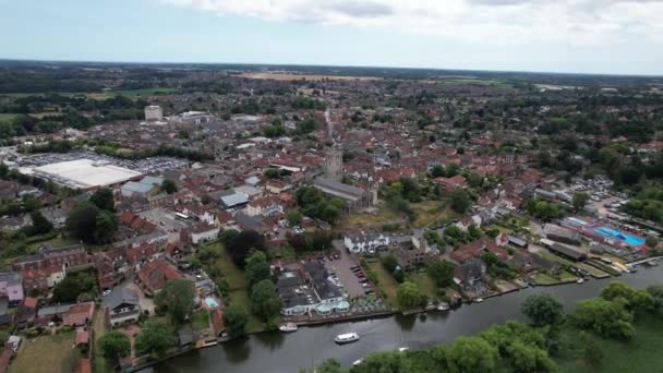 Beccles Town Suffolk High Panning Drone Aerial View — Stockvideo