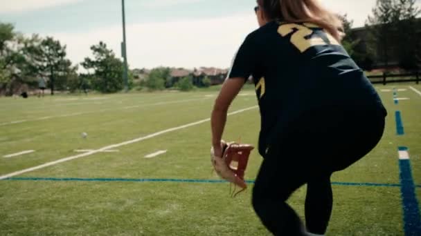Female Softball Athlete Fields Practice Hit Catches Her Glove Throws — Wideo stockowe