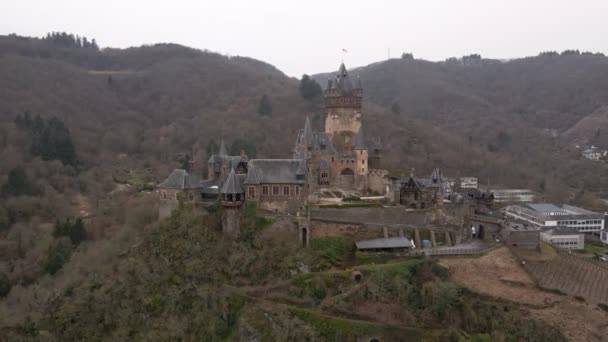 Beautiful Close Drone Shot Castle Cochem City Next River Moselle — Αρχείο Βίντεο