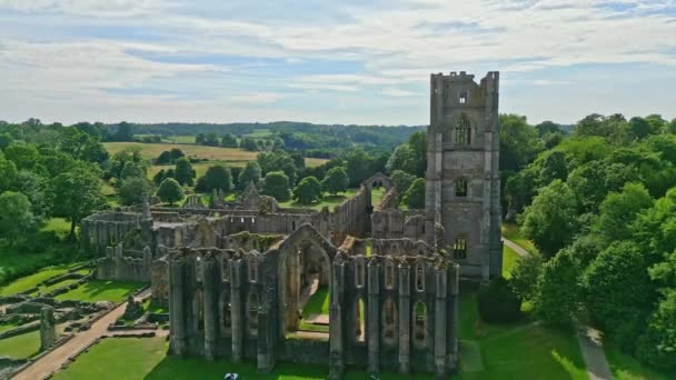 Drone Aerial Footage Historical 13Th Century Fountains Abby Ruins North — Wideo stockowe