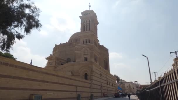 Greek Orthodox Church George Coptic Cairo Egypt Exterior Tilt View — Vídeo de Stock