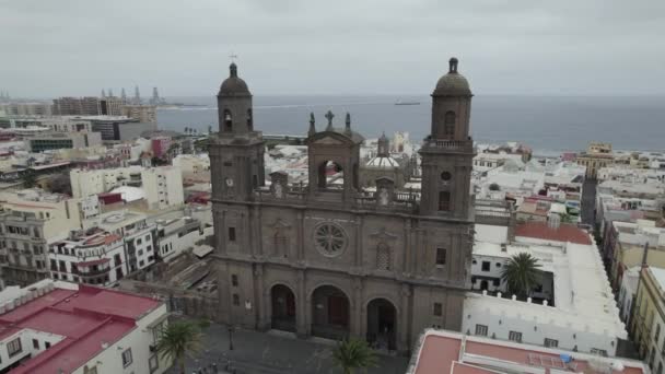 Stately Facade Cathedral Santa Ana Las Palmas Canary Islands Aerial — Vídeos de Stock