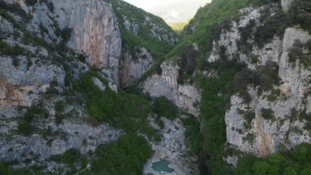 View Cliff Albanian Canyon Syri Ciklopit Albanian Nature Stock Videos — Vídeo de Stock