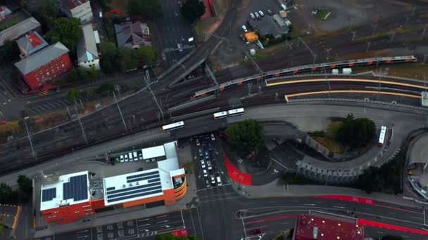 Fly Vehicles Trains Passing Roma Street George Square Aerial Shot — Stock Video