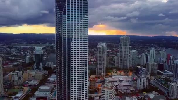 High Rise Skylines Beachfront Cityscape Gold Coast Dramatic Sky Queensland — Vídeo de Stock