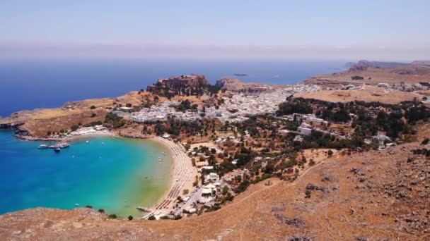 Idyllic Landscape Beach Castle Lindos Village Rhodes Greece Aerial Drone — Vídeo de Stock