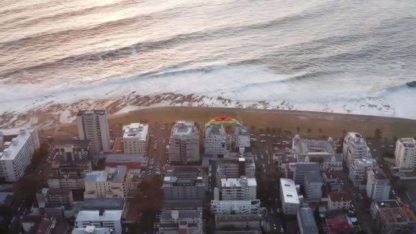 Top View Paraglider Flying City Cape Town South Africa Adrenaline — Videoclip de stoc