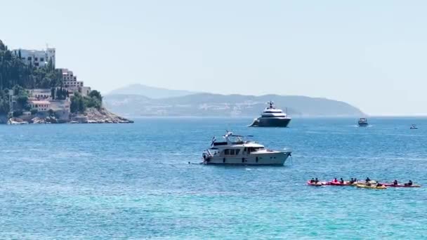 Large Group Sea Kayakers Leader Boat Them Dubrovnik Croatia — Video Stock