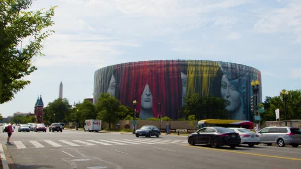 Hirshhorn Museum Downtown Washington Summer Afternoon Seen Wrapped Large Artwork — Stockvideo