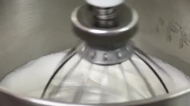 Commercial Heavy Duty Electric Mixer Mixing Whipping Egg White Its — Stok video