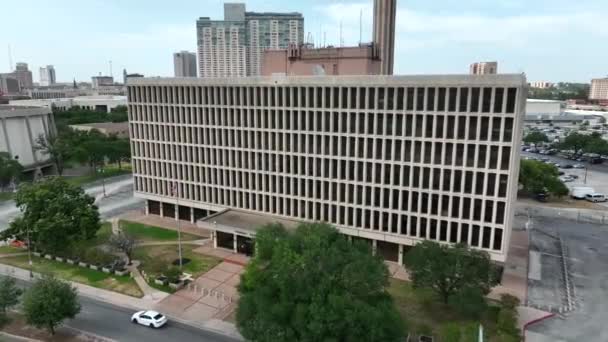 Aerial Usa Federal Building American Flag Government Offices Fbi Cia — Stockvideo