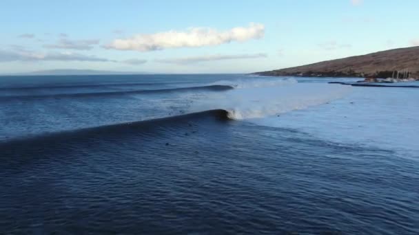 Big Surf Maalaea Maui Hawaii South West Swell July 2022 — Vídeo de Stock