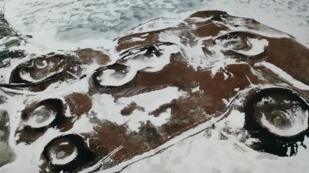 Aerial Top Shot Crater Landscape Snowy Frozen Swampland Iceland Sktustaaggar — Vídeos de Stock