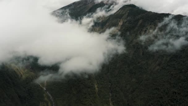 Active Tungurahua Volcano Covered Dense Cloudscape Bounds Baos Ecuador Cordillera — Vídeos de Stock