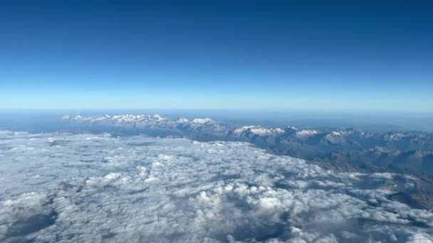 Aerial Cockpit View Pilot Point View Jet Cockpit Flying Alps — Vídeo de Stock