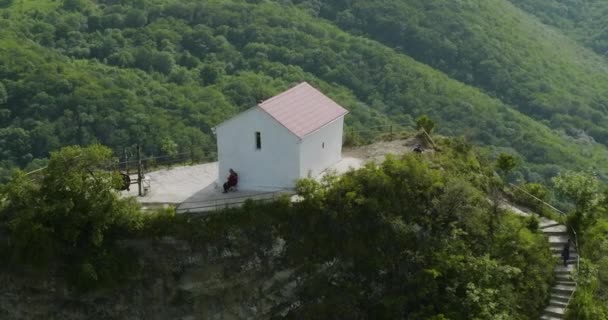 Secluded House Wilderness Solitary Person Sitting Nearby — Stockvideo