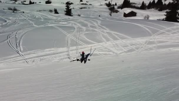 Skiing Winter Holiday Switzerland Swissalps Drone View — Stok video