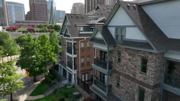 Close Aerial Approach Residential Apartment Building Urban City Balcony View — Stock Video