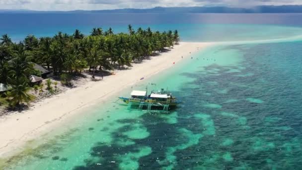People Swim Crystal Clear Water Kalanggaman Island Summer Philippines Aerial — стокове відео
