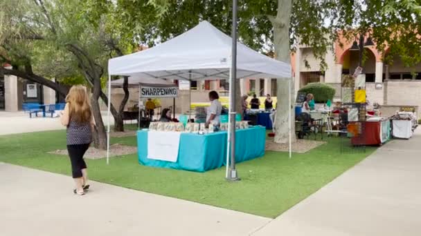 Weekly Heirloom Farmers Market Green Valley Arizona — Stok video