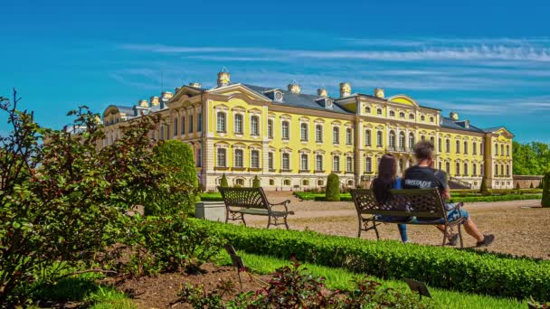 Young Couple Sits Park Bench Country Estate Clouds Pass Time — Stockvideo