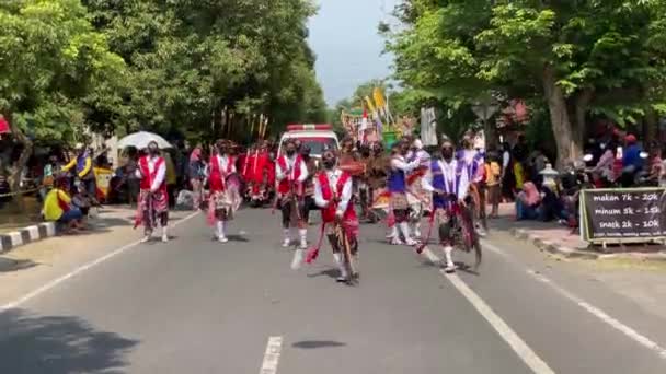 Parade Palace Soldiers Bregodo Jaran Kepang Costumes Celebration Founding City — Vídeo de stock