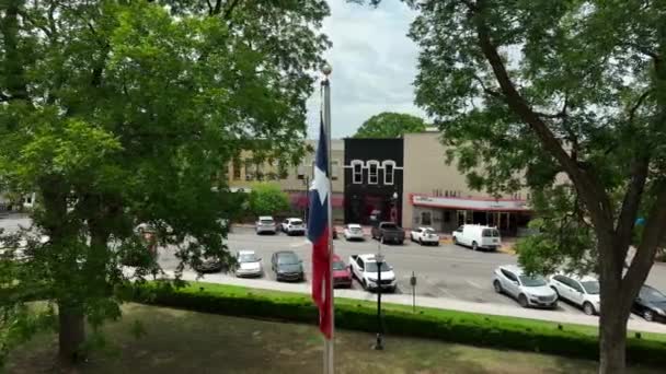 Texas Flag Summer Day Aerial Truck Shot — ストック動画