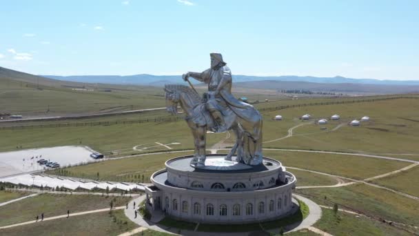 Aerial Circling Equestrian Statue Genghis Khan Sunny Daytime Mongolia — Stock videók