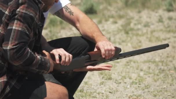 Man Shows His Friend Bit Nuance Loading Model Shotgun Gauge — Stock Video