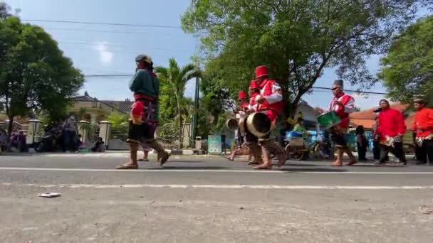 Rows Royal Soldiers Bregodo Parade Historic Costumes Celebration Founding City — Stock video