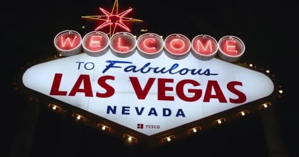 Welcome Las Vegas Neon Sign Downtown Strip Night Lights — Stock video