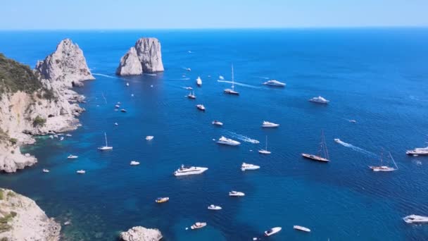 Aerial Drone Shot Lots Boats Yachts Island Capri Italy — Stok video