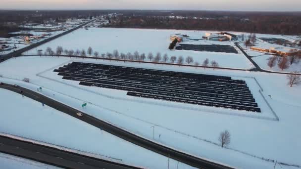 Aerial View Field Solar Panels Covered Snow — Αρχείο Βίντεο