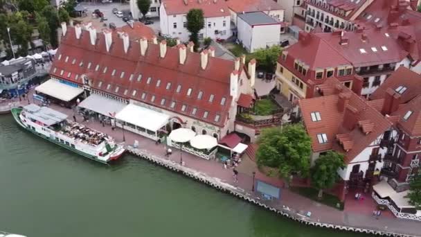 Aerial Drone View Flight Pedestrian Bridge Most Wiszacy Touristic City — Vídeos de Stock