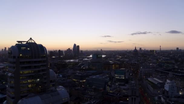 Vue Aérienne Ascendante Centre Londres Nuit Avec Éclat Silhouette — Video