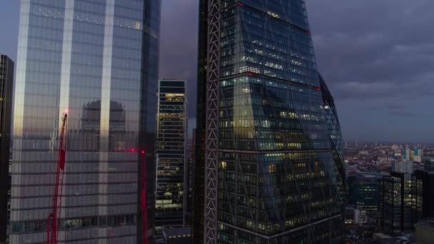 Aerial Famous London Skyscrapers Lit Night — Video Stock