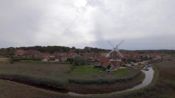 Luchtfoto Drone Beelden Van Cley Next Sea Het Omliggende Landschap — Stockvideo