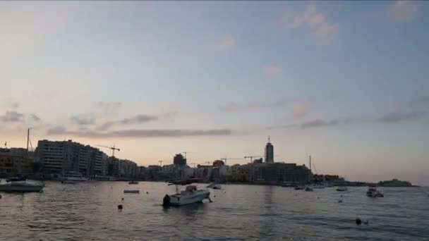 Zeitraffer Video Aus Malta Sliema Exiles Bay Vom Sonnenuntergang Bis — Stockvideo