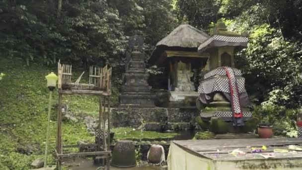 Orbital Shot Sacred Statue Pura Luhur Lempuyang Temple — стокове відео