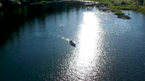 Снимок Беспилотника Каноэ Озере Канаде — стоковое видео