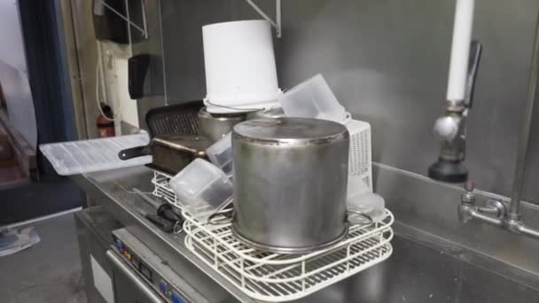 Dishes Restaurant Sink Remodelling — Stock Video