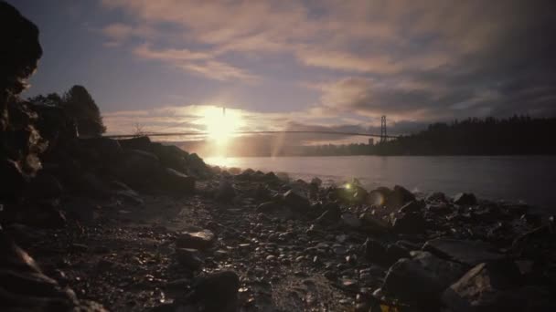 Sunrise Rocky Beach Bridge Background — Stockvideo