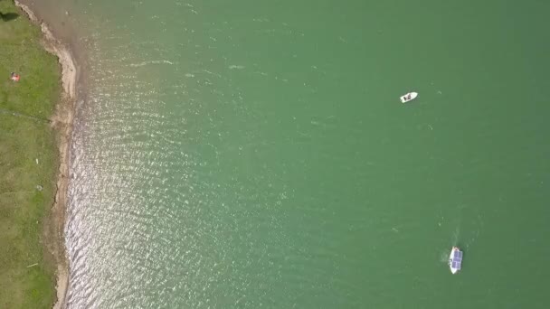 Aerial Top Downshot Boats Lake Water — Video Stock