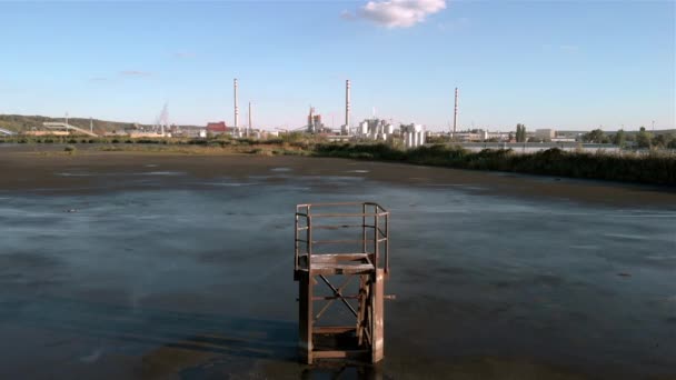 Lagoon Sludge Factory Wide Shot — стоковое видео