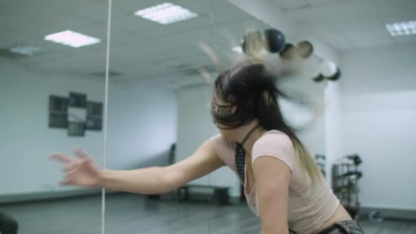 Caucasian Female Dancer Choreographer Performing Freestyle Dance Mirror Wall Dance — Wideo stockowe