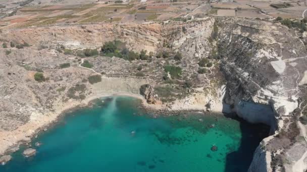 Aerial Drone Video Western Malta Mgarr Area Fomm Rih Bay — Stockvideo