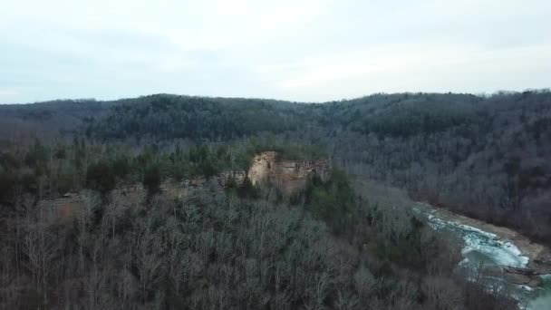 冬のケンタッキー山の崖 — ストック動画