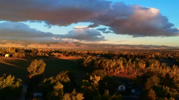 Salida Del Sol Sobre Boulder Imágenes — Vídeos de Stock