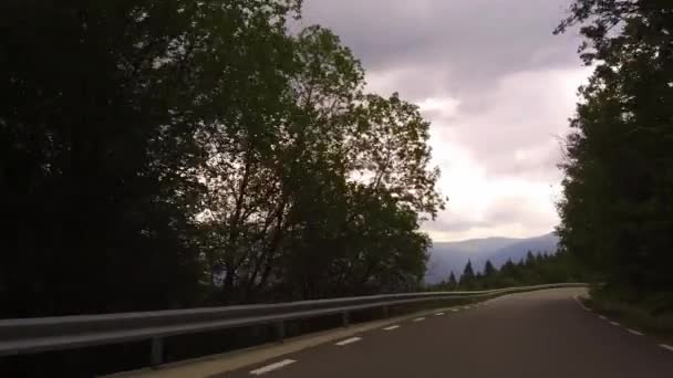 Guidare Una Strada Tortuosa Con Vista Verso Ampia Valle Bucegi — Video Stock