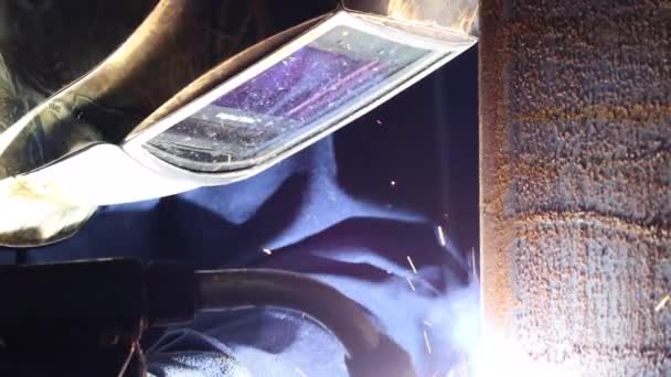 Close Welder Mask Slow Motion — Vídeo de Stock